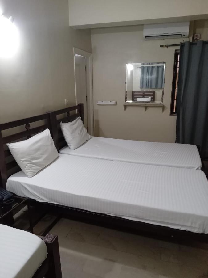 New Hotel Chilton Karachi Luaran gambar
